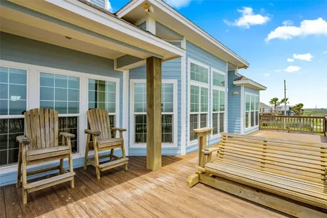 774 Wommack Crystal Beach TX 77650