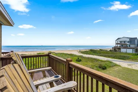 774 Wommack Crystal Beach TX 77650