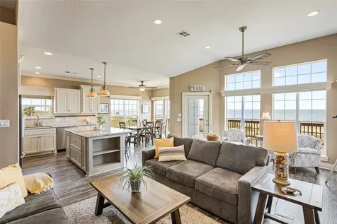 774 Wommack Crystal Beach TX 77650