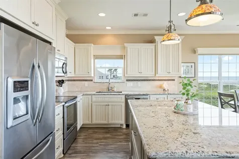 774 Wommack Crystal Beach TX 77650