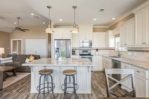 774 Wommack Crystal Beach TX 77650