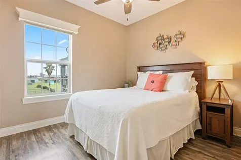774 Wommack Crystal Beach TX 77650