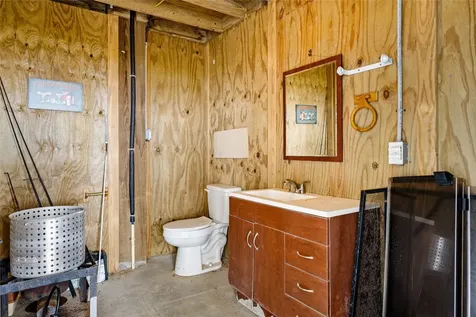 774 Wommack Crystal Beach TX 77650