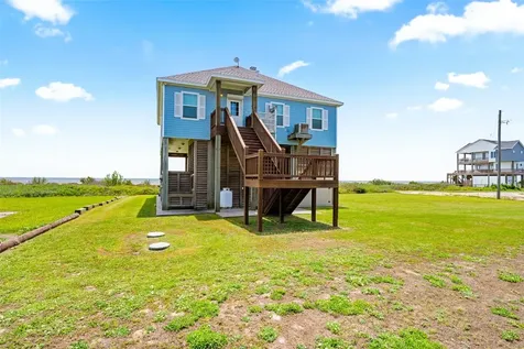 774 Wommack Crystal Beach TX 77650