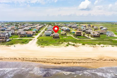 774 Wommack Crystal Beach TX 77650