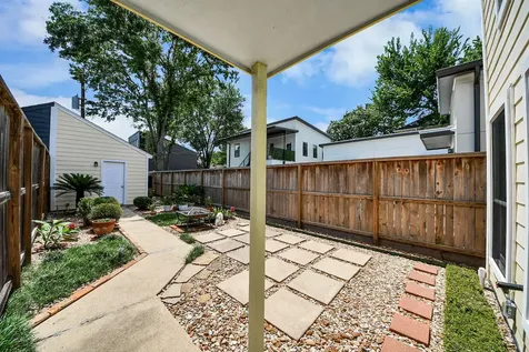 926 Rutland Street Houston TX 77008