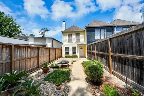 926 Rutland Street Houston TX 77008
