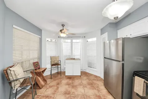 926 Rutland Street Houston TX 77008