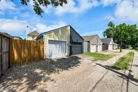 926 Rutland Street Houston TX 77008