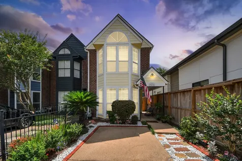 926 Rutland Street Houston TX 77008