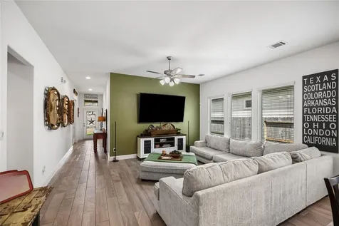 122 Hidden Peak Drive Montgomery TX 77316
