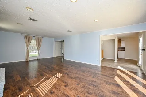 5614 Bough Court Houston TX 77092