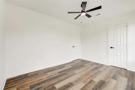 6027 Kenilwood Drive Houston TX 77033