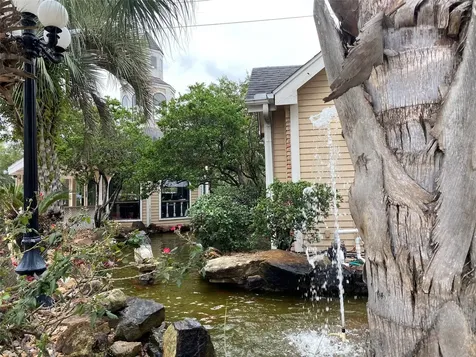 2300 Old Spanish Trail 1038 Houston TX 77054