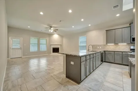 611 Applewood Drive League City TX 77573