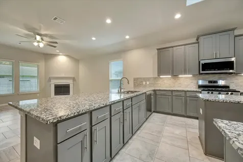 611 Applewood Drive League City TX 77573