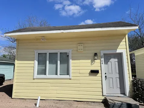 2704 Brewster Street Houston TX 77026