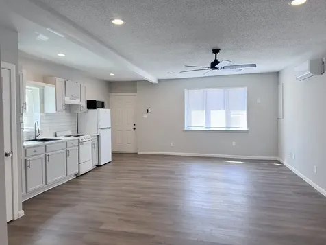 2704 Brewster Street Houston TX 77026