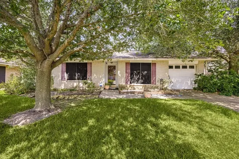 1342 Castle Glen Drive Houston TX 77015