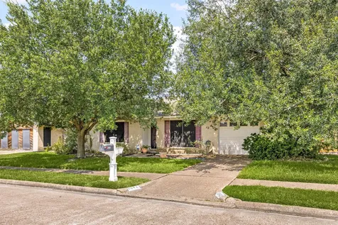 1342 Castle Glen Drive Houston TX 77015