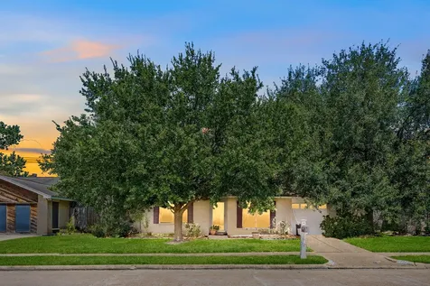 1342 Castle Glen Drive Houston TX 77015