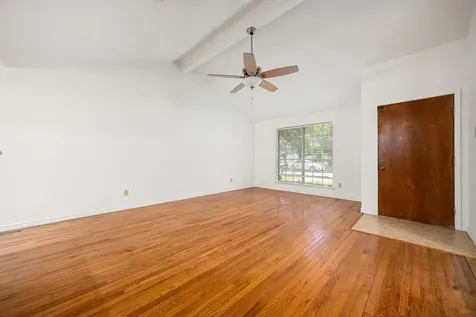 1342 Castle Glen Drive Houston TX 77015