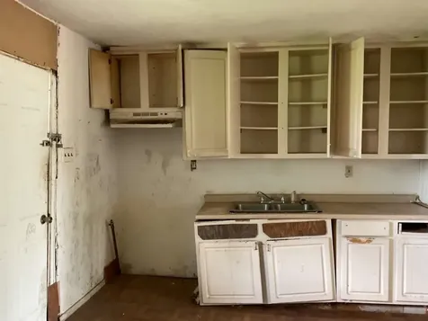1208 W 10th Street 1212 Freeport TX 77541