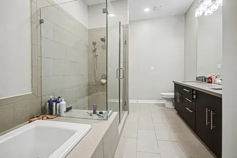 4820 Caroline Street 501 Houston TX 77004