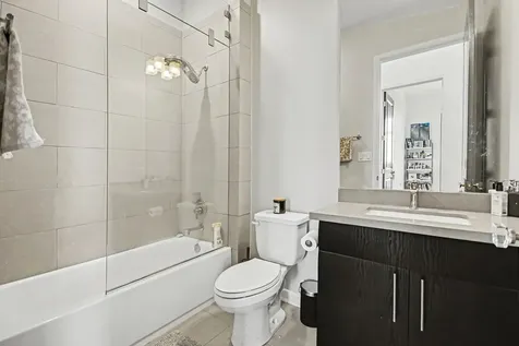 4820 Caroline Street 501 Houston TX 77004