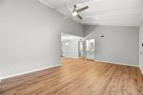 5711 Sugar Hill Drive 24 Houston TX 77057
