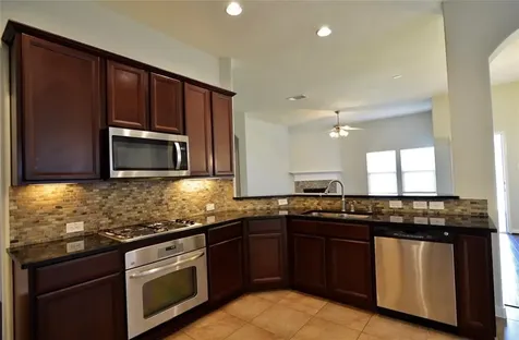11219 English Rose Trail Missouri City TX 77459