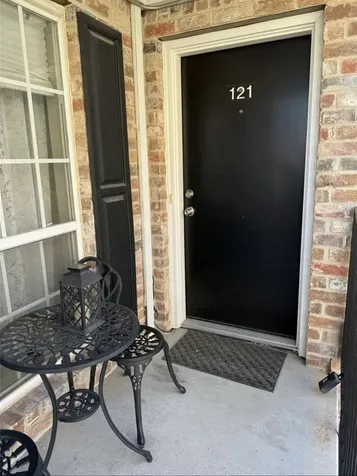 6402 Del Monte Drive 121 Houston TX 77057