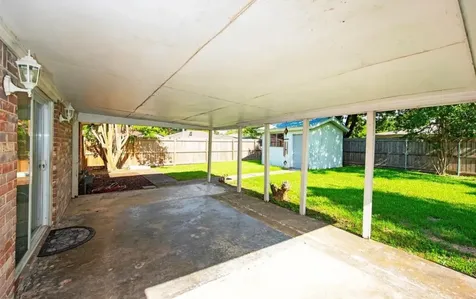 1102 E Rutgers Lane Deer Park TX 77536