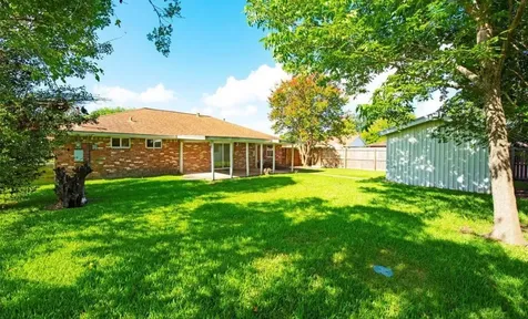 1102 E Rutgers Lane Deer Park TX 77536