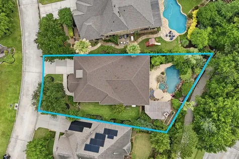 147 W Crystal Canyon Circle The Woodlands TX 77389