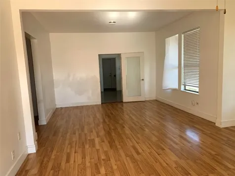 206 Cosmos Street Houston TX 77009