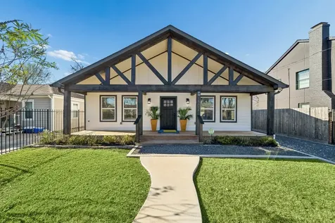 1502 Des Jardines Street Houston TX 77023