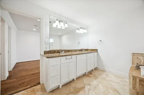 2524 Harvard Street Houston TX 77008
