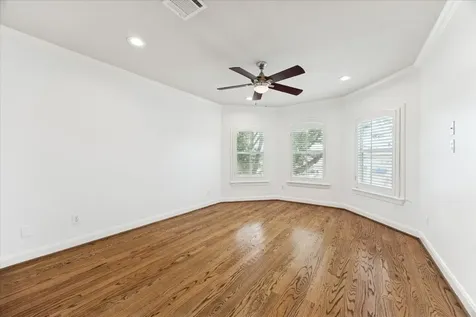 2524 Harvard Street Houston TX 77008
