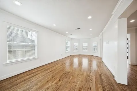 2524 Harvard Street Houston TX 77008