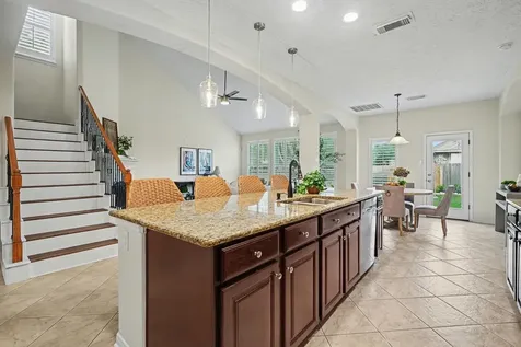 2742 Villa Pisa Lane League City TX 77573