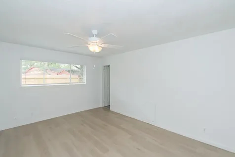 5704 Leggett Lane Pearland TX 77584