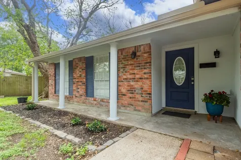 5704 Leggett Lane Pearland TX 77584