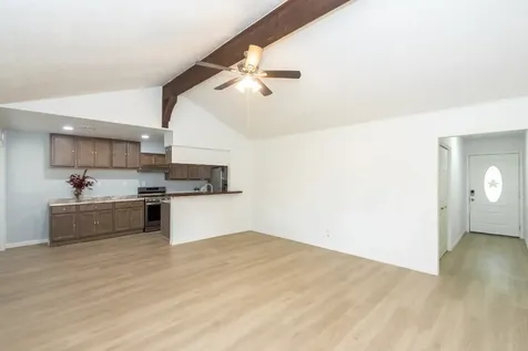 5704 Leggett Lane Pearland TX 77584