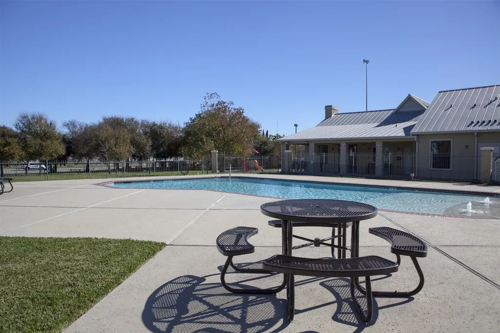 910 North Frio Street San Antonio TX 78207