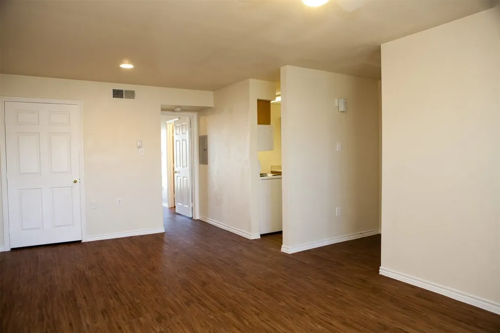 910 North Frio Street San Antonio TX 78207