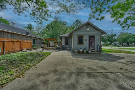 1501 S Austin Street Brenham TX 77833
