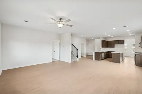 649 Woodhaven Lakes Drive La Marque TX 77568