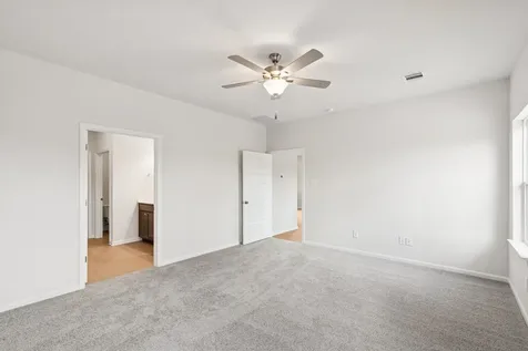 649 Woodhaven Lakes Drive La Marque TX 77568
