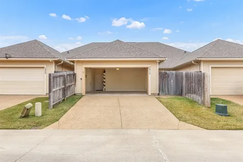 3810 Blackhawk Lane College Station TX 77845